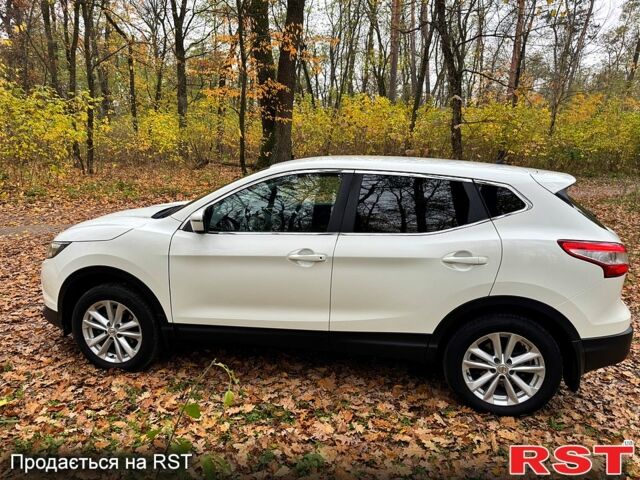 Білий Ніссан Кашкай, об'ємом двигуна 1.6 л та пробігом 137 тис. км за 15200 $, фото 5 на Automoto.ua