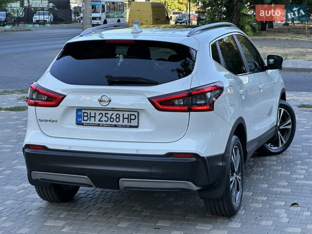 Белый Ниссан Кашкай, объемом двигателя 1.6 л и пробегом 95 тыс. км за 21900 $, фото 12 на Automoto.ua