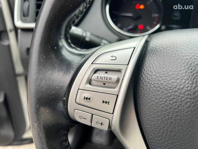 Білий Ніссан Кашкай, об'ємом двигуна 1.6 л та пробігом 216 тис. км за 16990 $, фото 24 на Automoto.ua