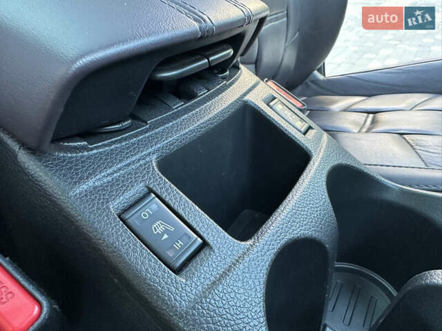 Белый Ниссан Кашкай, объемом двигателя 1.6 л и пробегом 95 тыс. км за 21900 $, фото 27 на Automoto.ua