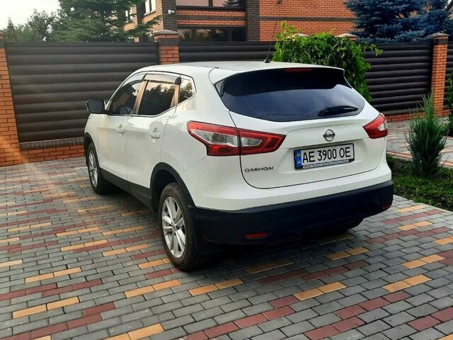 Білий Ніссан Кашкай, об'ємом двигуна 1.2 л та пробігом 171 тис. км за 15000 $, фото 1 на Automoto.ua
