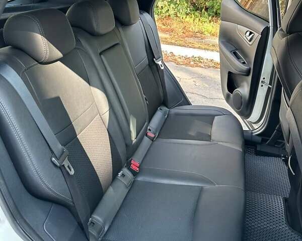 Білий Ніссан Кашкай, об'ємом двигуна 2 л та пробігом 98 тис. км за 19000 $, фото 12 на Automoto.ua