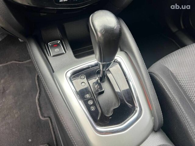 Білий Ніссан Кашкай, об'ємом двигуна 1.6 л та пробігом 216 тис. км за 16990 $, фото 30 на Automoto.ua