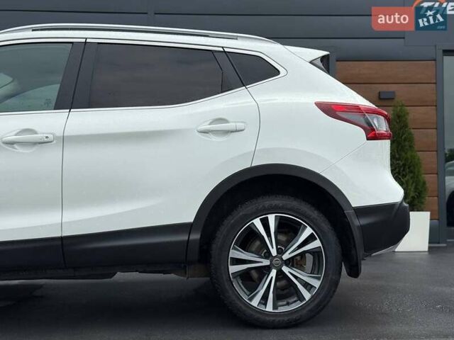 Білий Ніссан Кашкай, об'ємом двигуна 1.6 л та пробігом 114 тис. км за 20897 $, фото 9 на Automoto.ua