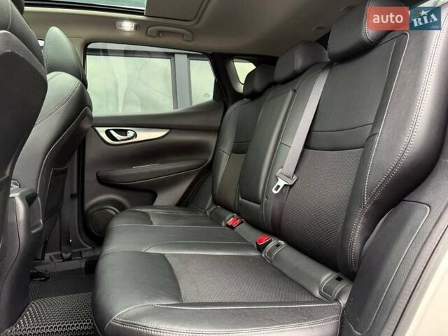 Білий Ніссан Кашкай, об'ємом двигуна 1.6 л та пробігом 114 тис. км за 20897 $, фото 31 на Automoto.ua