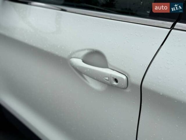 Білий Ніссан Кашкай, об'ємом двигуна 1.6 л та пробігом 114 тис. км за 20897 $, фото 8 на Automoto.ua
