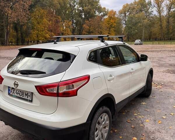 Белый Ниссан Кашкай, объемом двигателя 2 л и пробегом 76 тыс. км за 14500 $, фото 11 на Automoto.ua