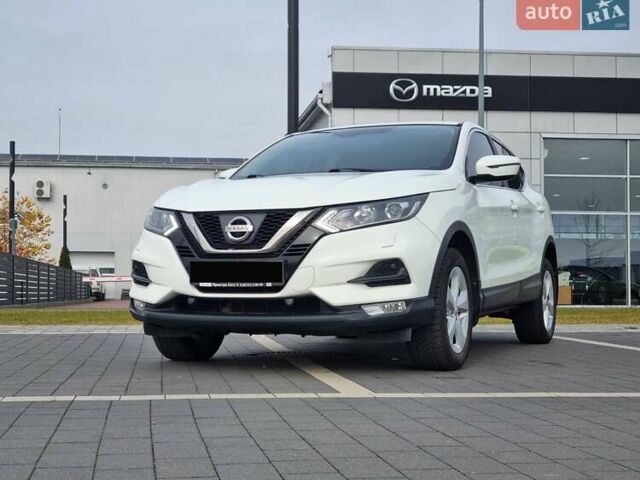 Белый Ниссан Кашкай, объемом двигателя 1.2 л и пробегом 178 тыс. км за 12800 $, фото 7 на Automoto.ua
