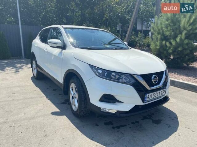 Білий Ніссан Кашкай, об'ємом двигуна 1.2 л та пробігом 108 тис. км за 14600 $, фото 2 на Automoto.ua