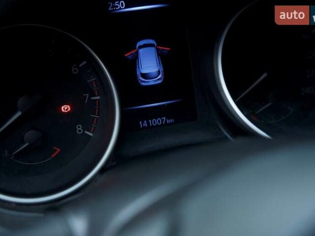 Білий Ніссан Кашкай, об'ємом двигуна 1.2 л та пробігом 141 тис. км за 14300 $, фото 5 на Automoto.ua