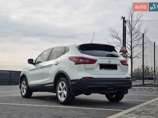 Белый Ниссан Кашкай, объемом двигателя 1.2 л и пробегом 178 тыс. км за 12800 $, фото 19 на Automoto.ua