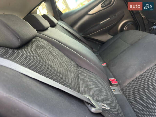 Белый Ниссан Кашкай, объемом двигателя 1.2 л и пробегом 113 тыс. км за 10950 $, фото 46 на Automoto.ua