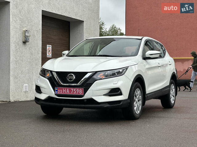Белый Ниссан Кашкай, объемом двигателя 1.6 л и пробегом 245 тыс. км за 14800 $, фото 4 на Automoto.ua