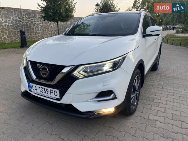 Белый Ниссан Кашкай, объемом двигателя 1.6 л и пробегом 92 тыс. км за 19950 $, фото 8 на Automoto.ua
