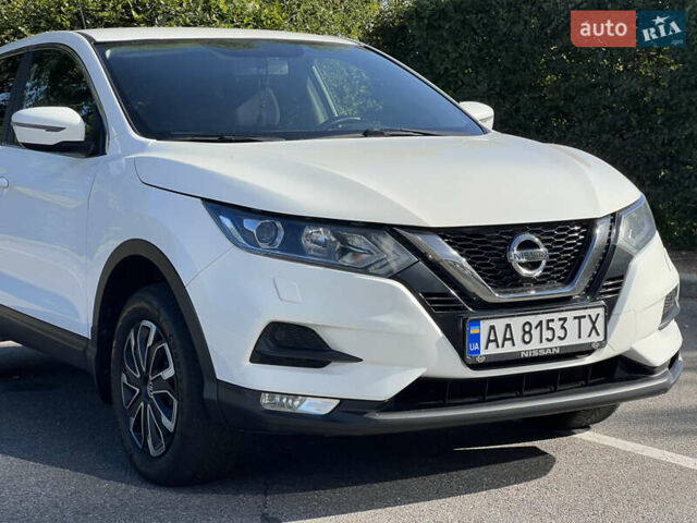 Білий Ніссан Кашкай, об'ємом двигуна 1.2 л та пробігом 205 тис. км за 11500 $, фото 54 на Automoto.ua