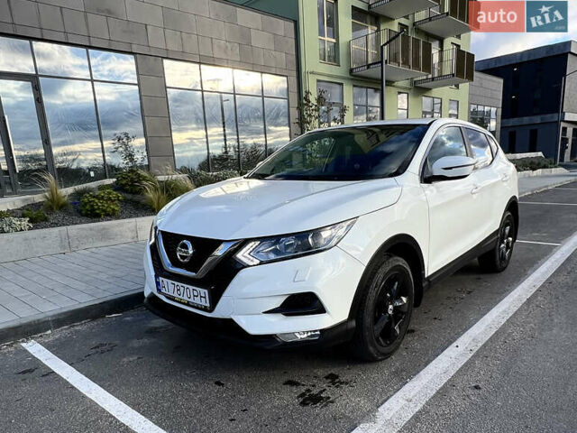 Белый Ниссан Кашкай, объемом двигателя 1.2 л и пробегом 99 тыс. км за 16490 $, фото 6 на Automoto.ua