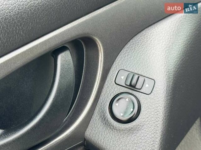 Белый Ниссан Кашкай, объемом двигателя 1.2 л и пробегом 112 тыс. км за 11850 $, фото 28 на Automoto.ua