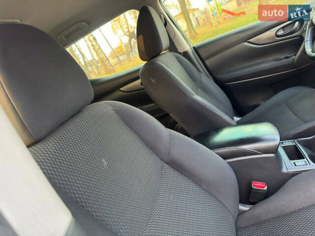 Белый Ниссан Кашкай, объемом двигателя 1.2 л и пробегом 113 тыс. км за 10950 $, фото 51 на Automoto.ua