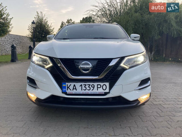 Белый Ниссан Кашкай, объемом двигателя 1.6 л и пробегом 92 тыс. км за 19950 $, фото 7 на Automoto.ua