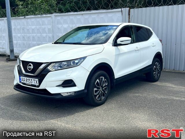 Белый Ниссан Кашкай, объемом двигателя 1.2 л и пробегом 200 тыс. км за 10999 $, фото 5 на Automoto.ua