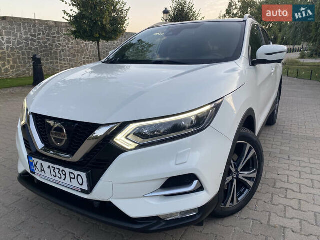 Белый Ниссан Кашкай, объемом двигателя 1.6 л и пробегом 92 тыс. км за 19950 $, фото 2 на Automoto.ua