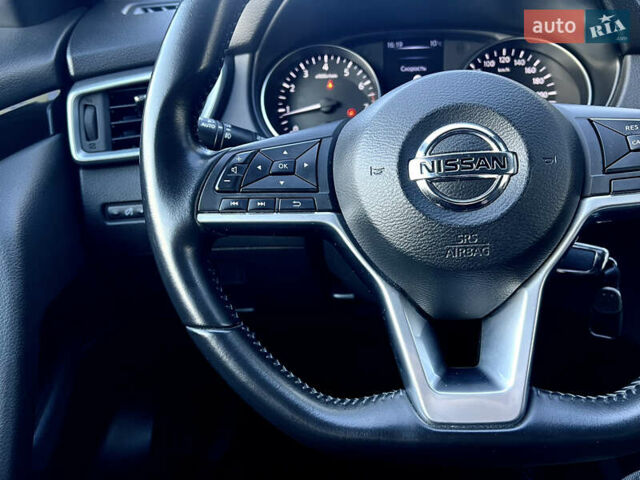 Белый Ниссан Кашкай, объемом двигателя 1.2 л и пробегом 99 тыс. км за 16490 $, фото 9 на Automoto.ua