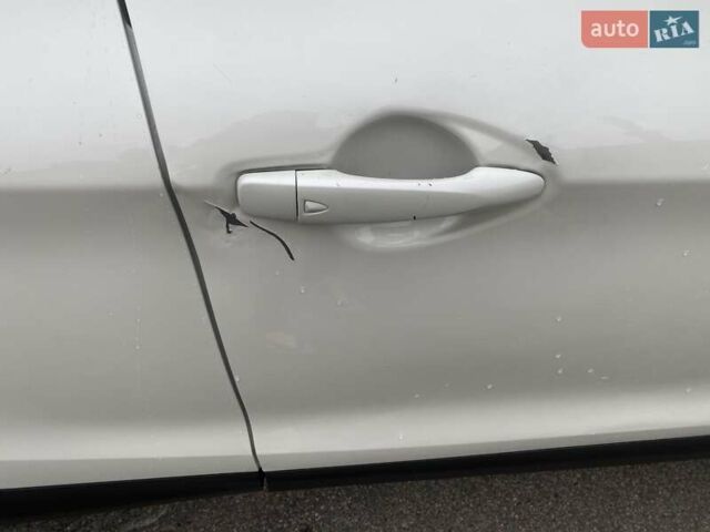 Белый Ниссан Кашкай, объемом двигателя 1.6 л и пробегом 58 тыс. км за 17900 $, фото 10 на Automoto.ua