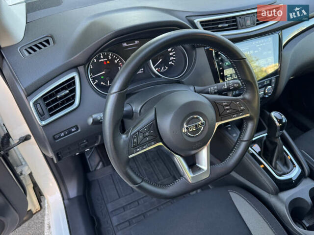 Білий Ніссан Кашкай, об'ємом двигуна 2 л та пробігом 57 тис. км за 19500 $, фото 22 на Automoto.ua