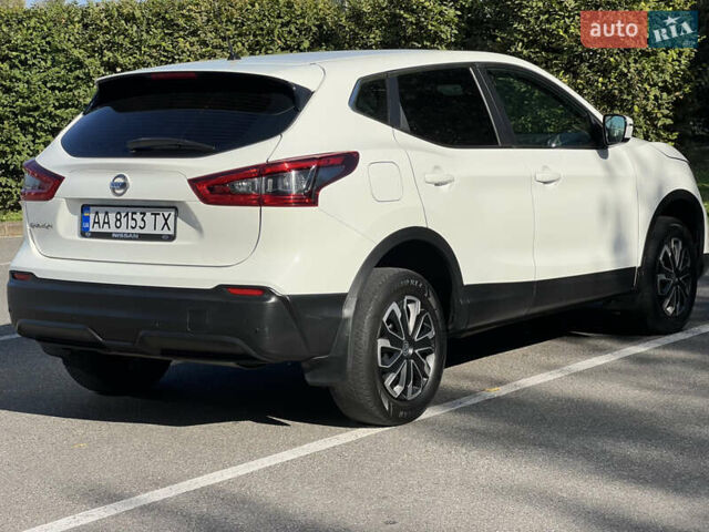 Білий Ніссан Кашкай, об'ємом двигуна 1.2 л та пробігом 205 тис. км за 11500 $, фото 44 на Automoto.ua
