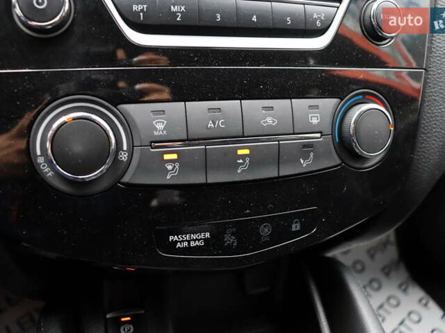 Белый Ниссан Кашкай, объемом двигателя 1.6 л и пробегом 245 тыс. км за 15900 $, фото 24 на Automoto.ua