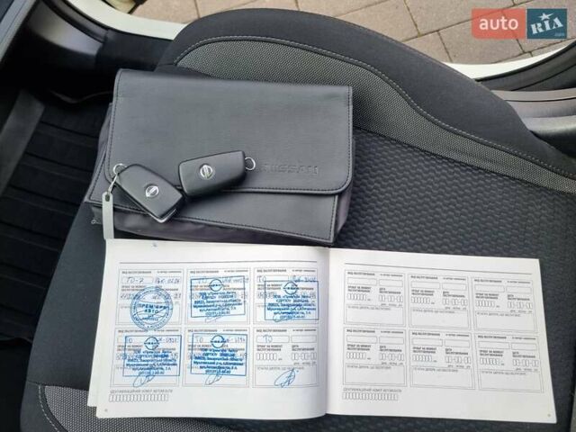 Белый Ниссан Кашкай, объемом двигателя 1.2 л и пробегом 178 тыс. км за 12800 $, фото 34 на Automoto.ua