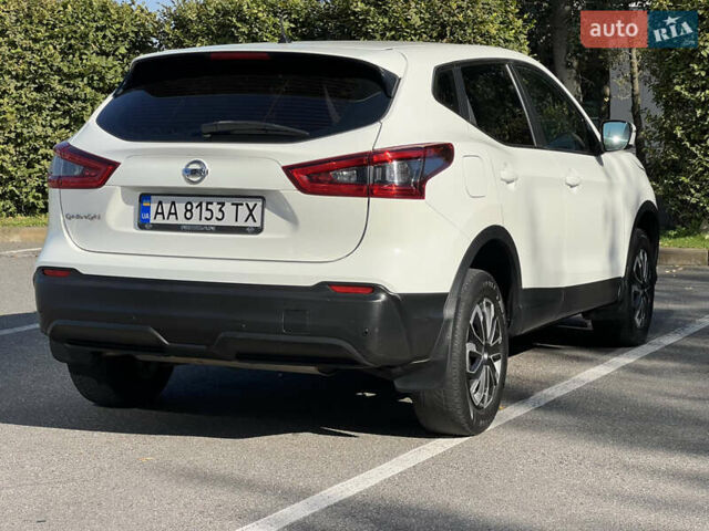 Білий Ніссан Кашкай, об'ємом двигуна 1.2 л та пробігом 205 тис. км за 11500 $, фото 47 на Automoto.ua