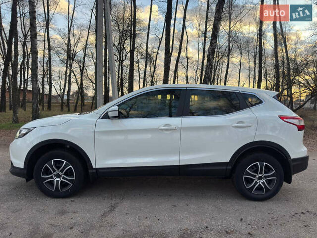 Белый Ниссан Кашкай, объемом двигателя 1.2 л и пробегом 113 тыс. км за 10950 $, фото 15 на Automoto.ua