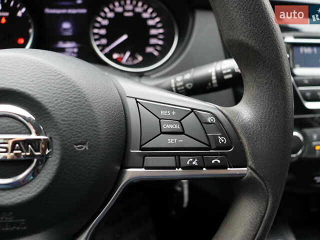 Белый Ниссан Кашкай, объемом двигателя 1.6 л и пробегом 245 тыс. км за 15900 $, фото 17 на Automoto.ua