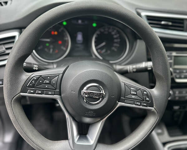 Белый Ниссан Кашкай, объемом двигателя 1.6 л и пробегом 245 тыс. км за 14800 $, фото 23 на Automoto.ua