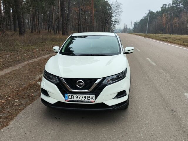 Белый Ниссан Кашкай, объемом двигателя 1.2 л и пробегом 42 тыс. км за 18200 $, фото 4 на Automoto.ua