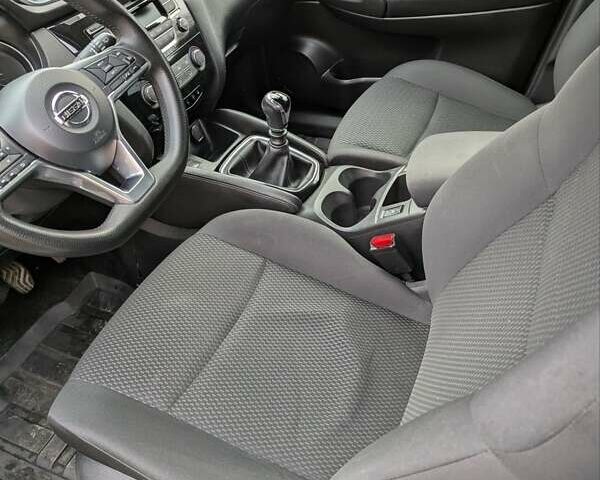 Білий Ніссан Кашкай, об'ємом двигуна 1.2 л та пробігом 130 тис. км за 12200 $, фото 8 на Automoto.ua