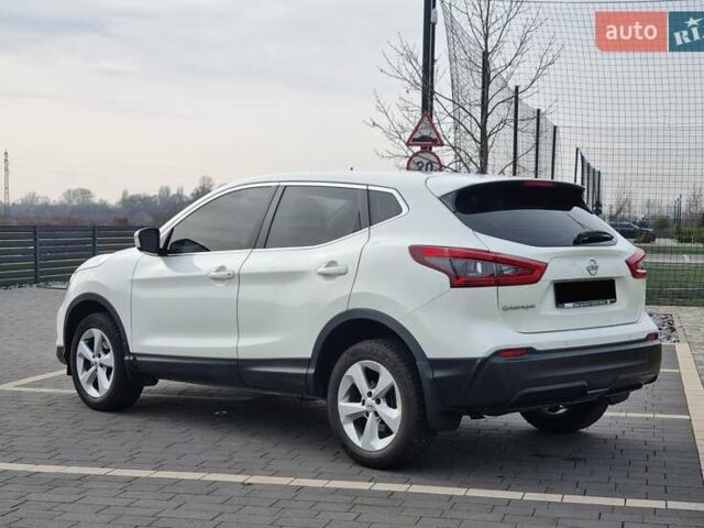 Белый Ниссан Кашкай, объемом двигателя 1.2 л и пробегом 178 тыс. км за 12800 $, фото 22 на Automoto.ua