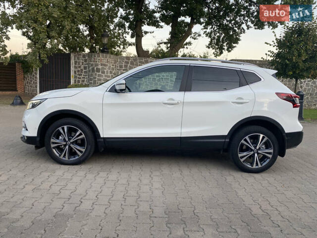 Белый Ниссан Кашкай, объемом двигателя 1.6 л и пробегом 92 тыс. км за 19950 $, фото 3 на Automoto.ua
