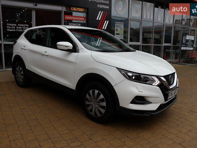 Белый Ниссан Кашкай, объемом двигателя 1.6 л и пробегом 245 тыс. км за 15900 $, фото 6 на Automoto.ua