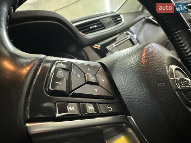 Белый Ниссан Кашкай, объемом двигателя 1.6 л и пробегом 103 тыс. км за 15499 $, фото 17 на Automoto.ua