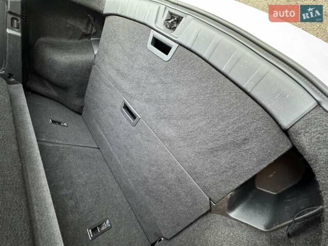 Белый Ниссан Кашкай, объемом двигателя 1.2 л и пробегом 143 тыс. км за 15000 $, фото 13 на Automoto.ua