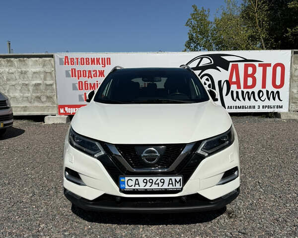 Белый Ниссан Кашкай, объемом двигателя 1.6 л и пробегом 100 тыс. км за 20900 $, фото 1 на Automoto.ua