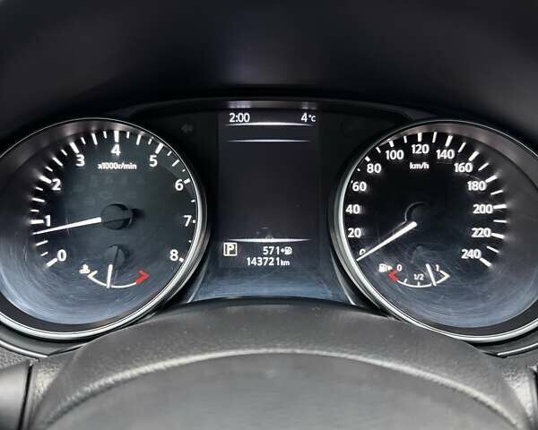 Белый Ниссан Кашкай, объемом двигателя 1.2 л и пробегом 143 тыс. км за 15000 $, фото 23 на Automoto.ua