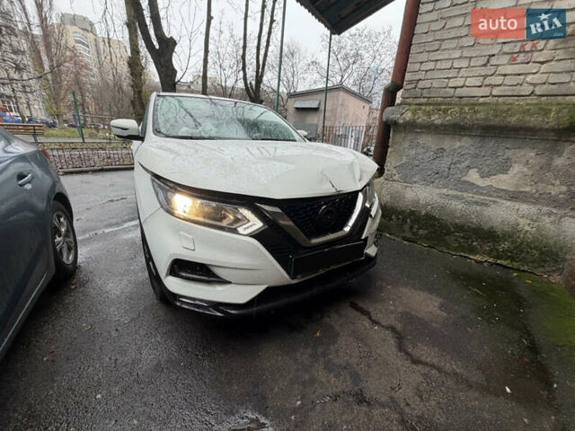 Білий Ніссан Кашкай, об'ємом двигуна 0 л та пробігом 200 тис. км за 8800 $, фото 1 на Automoto.ua