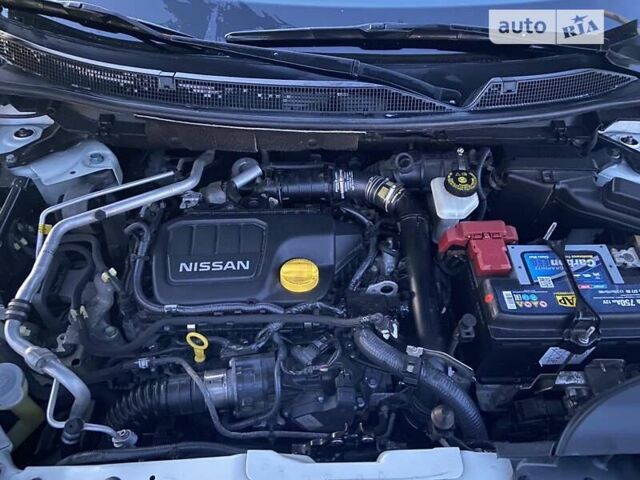 Білий Ніссан Кашкай, об'ємом двигуна 1.6 л та пробігом 102 тис. км за 16999 $, фото 2 на Automoto.ua