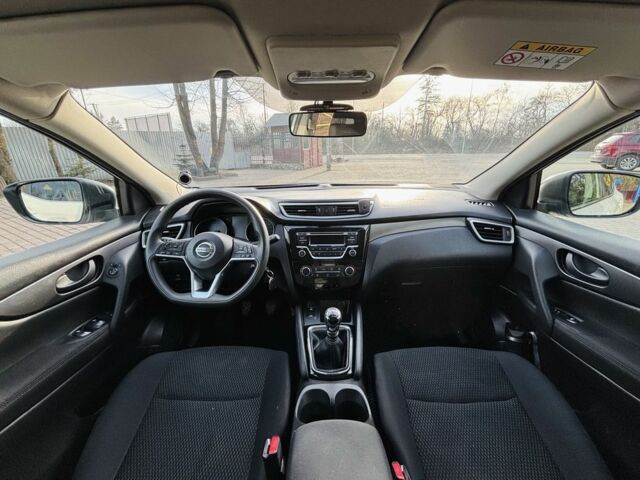 Белый Ниссан Кашкай, объемом двигателя 1.2 л и пробегом 130 тыс. км за 12300 $, фото 8 на Automoto.ua