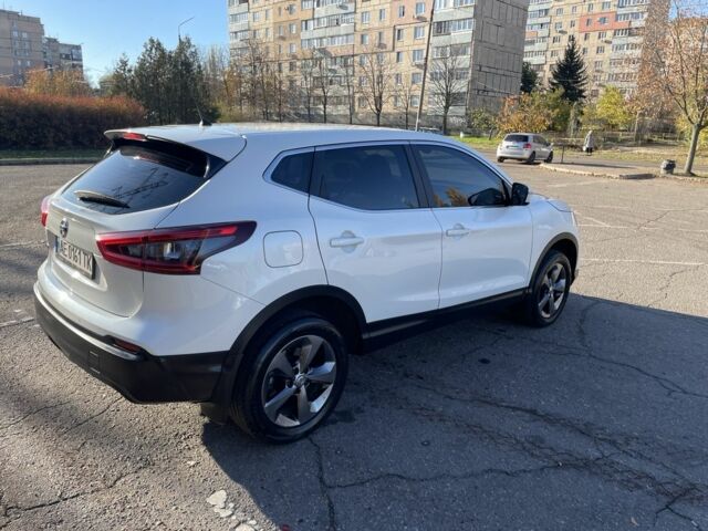 Ниссан Кашкай 2018 в Кривом Роге на Automoto.ua Белый Ниссан Кашкай, объемом двигателя 2 л и пробегом 76 тыс. км за 21000 $, фото 3 на Automoto.ua