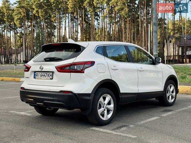 Белый Ниссан Кашкай, объемом двигателя 1.2 л и пробегом 101 тыс. км за 15500 $, фото 10 на Automoto.ua