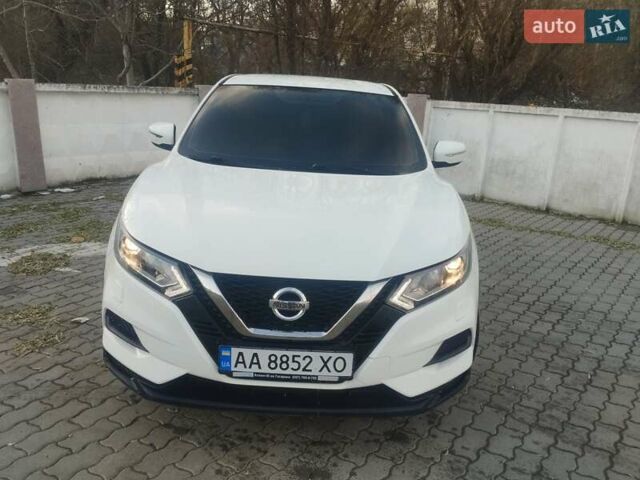 Ніссан Кашкай 2019 у Чернівцях на Automoto.ua Білий Ніссан Кашкай, об'ємом двигуна 1.2 л та пробігом 109 тис. км за 14500 $, фото 1 на Automoto.ua